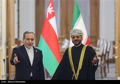 لقاء ومحادثات وزیری الخارجیة الایرانی والعمانی فی طهران