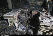 حرق وتخریب لمرکز لبیع المواد الغذائیة فی منطقة مبارکة فی اصفهان