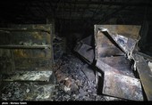 حرق وتخریب لمرکز لبیع المواد الغذائیة فی منطقة مبارکة فی اصفهان
