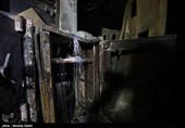 حرق وتخریب لمرکز لبیع المواد الغذائیة فی منطقة مبارکة فی اصفهان