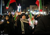 راهپیمایی شبانه مردم قم علیه اغتشاشگران