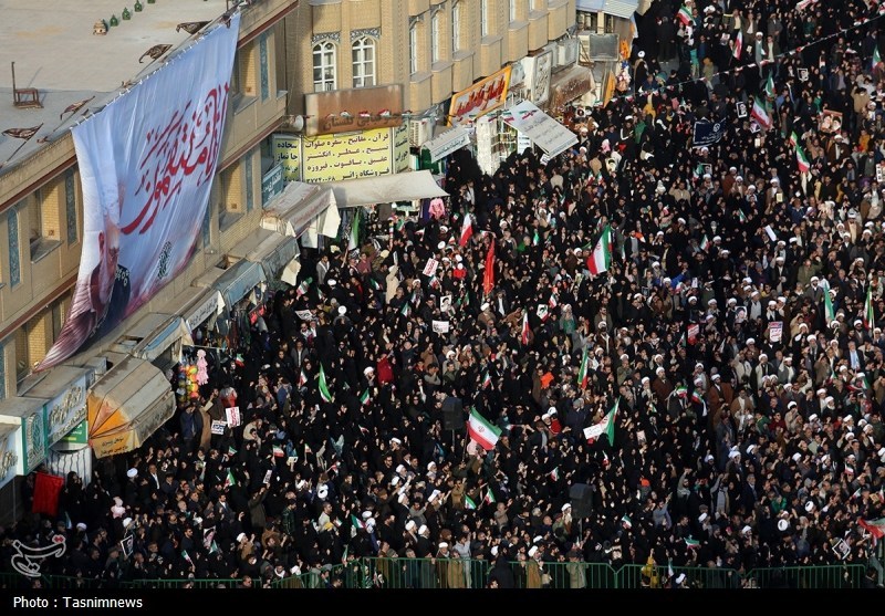اغتشاشات ایران , راهپیمایی , عکس , اخبار قم , حضرت معصومه (س) , اغتشاشات 1404 , اغتشاشگران مسلح , 