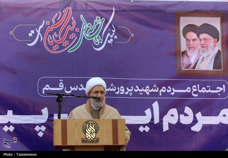 اغتشاشات ایران , راهپیمایی , عکس , اخبار قم , حضرت معصومه (س) , اغتشاشات 1404 , اغتشاشگران مسلح , 