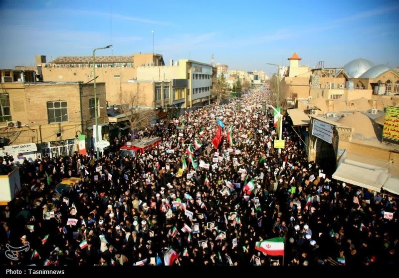 اغتشاشات ایران , راهپیمایی , عکس , اخبار قم , حضرت معصومه (س) , اغتشاشات 1404 , اغتشاشگران مسلح , 