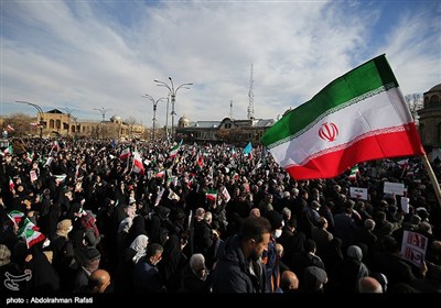 جنگ ترکیبی دشمن و نقش تعیین‌کننده مردم