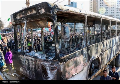 جزئیات به آتش کشیدن اتوبوس‌های شهرداری رفسنجان به‌دست اغتشاشگران