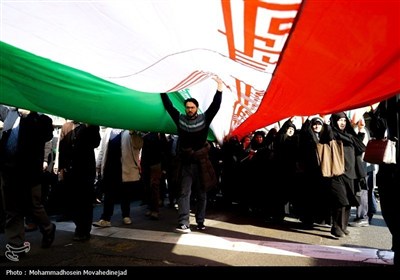 İran Milleti, ABD Ve İsrali Yanlılarına Karşı Ayaklandı