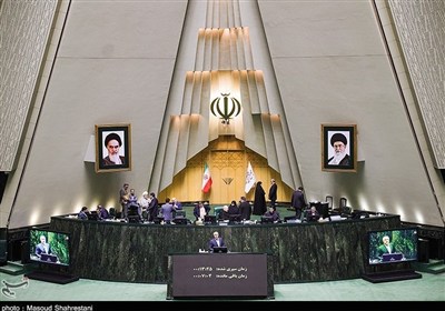 بیانیه تقدیر نمایندگان مجلس از حضور ملت در راهپیمایی 22 بهمن