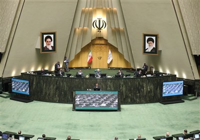 استیضاح وزرا در مجلس متوقف شد