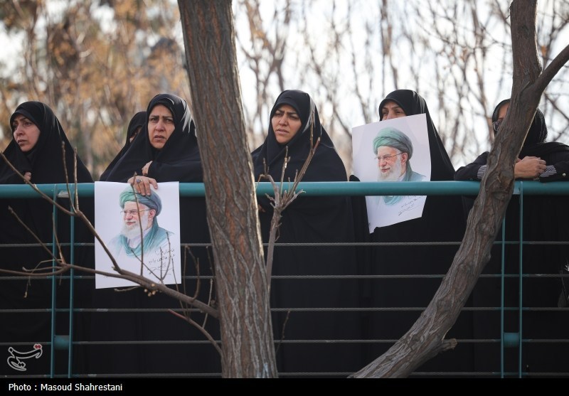 تشییع پیکر2 شهید مدافع امنیت در محله نازی آباد تهران