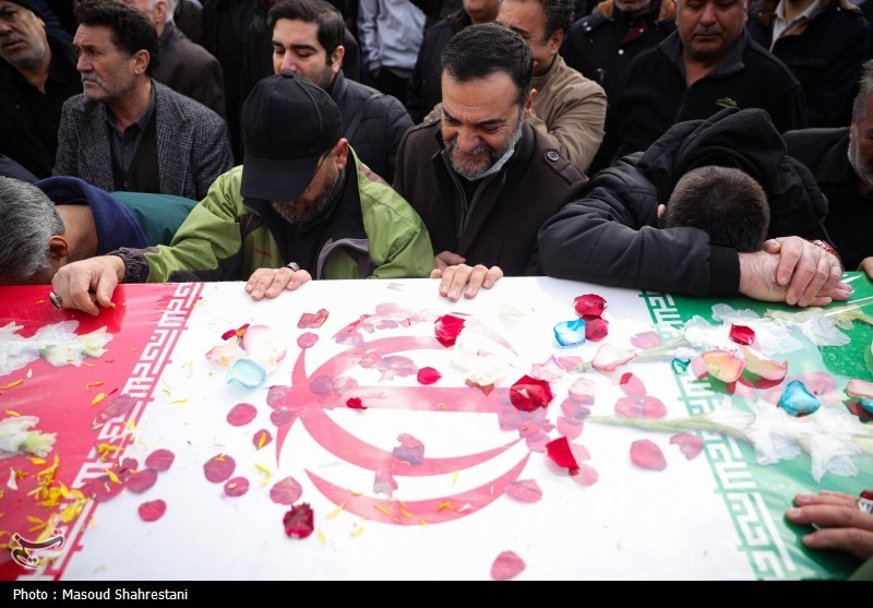 تشییع پیکر2 شهید مدافع امنیت در محله نازی آباد تهران