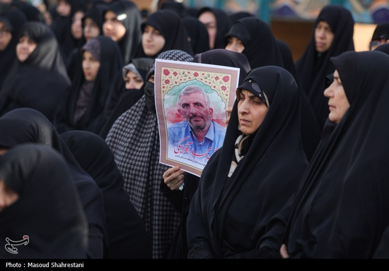 تشییع پیکر2 شهید مدافع امنیت در محله نازی آباد تهران
