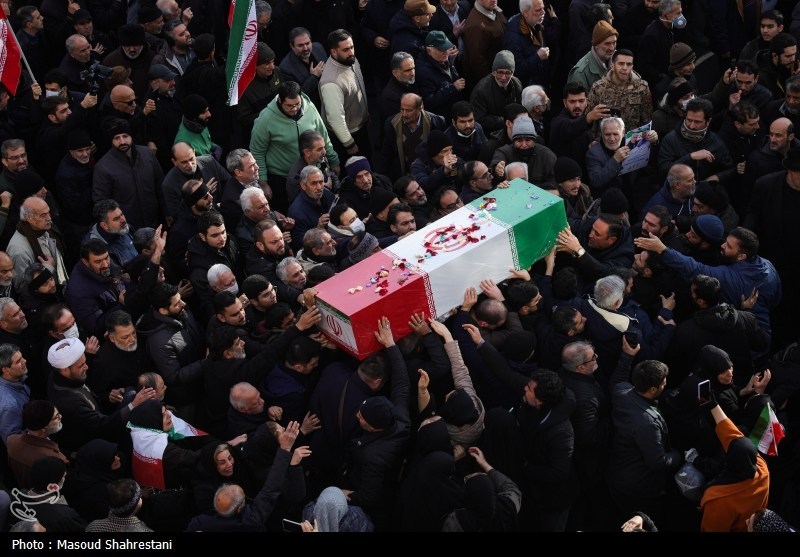 تشییع پیکر2 شهید مدافع امنیت در محله نازی آباد تهران