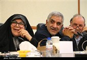 نشست هم‌اندیشى احزاب سیاسى استان کرمان با استاندار