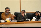 نشست هم‌اندیشى احزاب سیاسى استان کرمان با استاندار