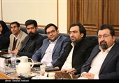 نشست هم‌اندیشى احزاب سیاسى استان کرمان با استاندار