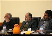 نشست هم‌اندیشى احزاب سیاسى استان کرمان با استاندار