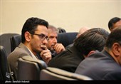 نشست هم‌اندیشى احزاب سیاسى استان کرمان با استاندار