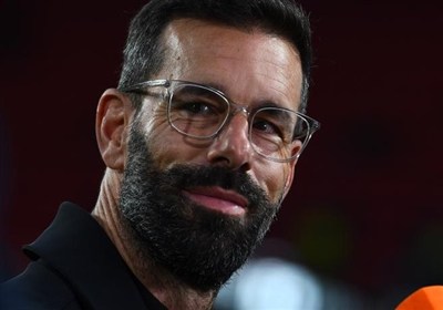 فن‌نیستلروی دستیار کومان در تیم ملی هلند شد