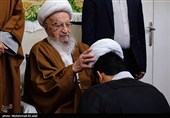 مراسم عمامه گذاری طلاب در بیوت مراجع عظام تقلید