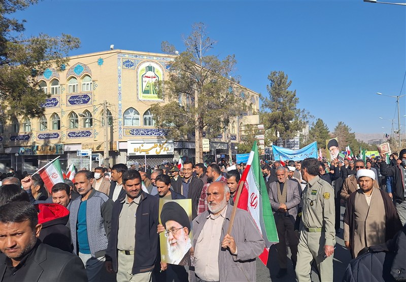 خروش مردم بیرجند در محکومیت اغتشاشگران