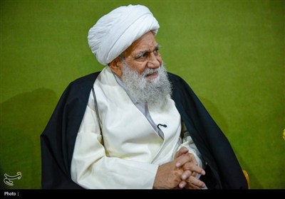 حوزه باید مظهر اخلاق و حامی مردم باشد