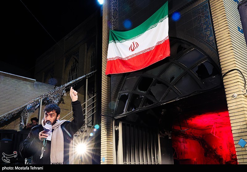 تجمع محکومیت هتک حرمت مساجد در مسجد بهشتی تهران