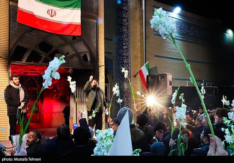 تجمع محکومیت هتک حرمت مساجد در مسجد بهشتی تهران