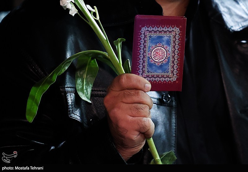 تجمع محکومیت هتک حرمت مساجد در مسجد بهشتی تهران