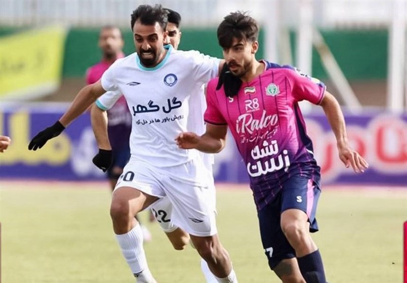 تیم فوتبال آلومینیوم اراک , تیم فوتبال گل‌گهر سیرجان , داوران فوتبال ایران , فوتبال , 