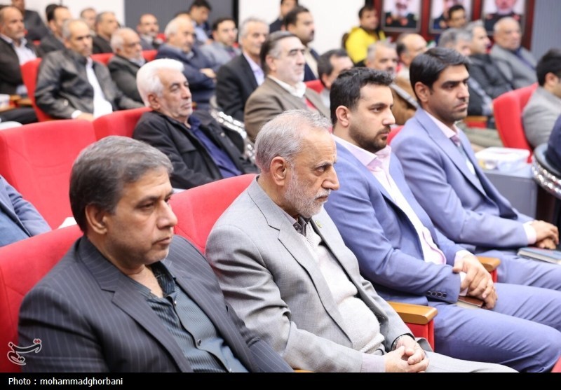 نشست استاندار خراسان جنوبی با اصناف و فعالان اقتصادی استان