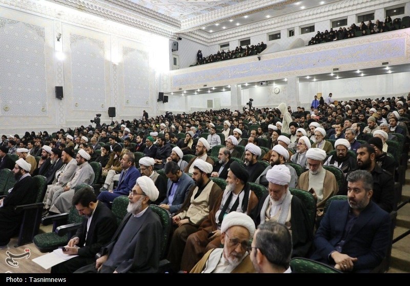 اخبار قم , حوزه علمیه , جامعه‌المصطفی , رهبر انقلاب , 