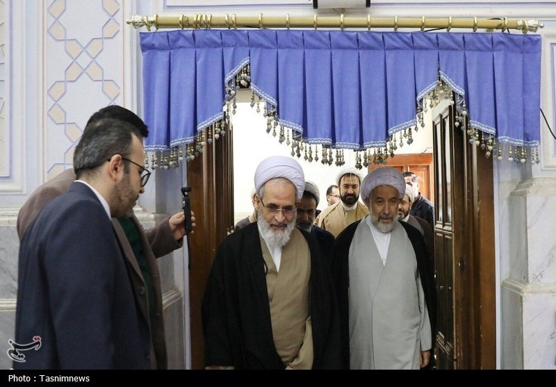 اخبار قم , حوزه علمیه , جامعه‌المصطفی , رهبر انقلاب , 