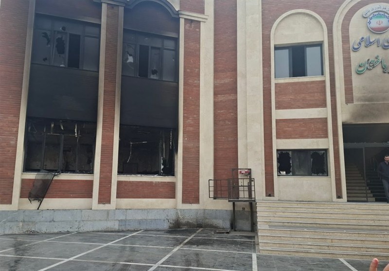 شهریار , اغتشاشات 1404 , اغتشاشات ایران , اغتشاشگران مسلح , انتخابات شوراهای اسلامی شهر و روستا , 