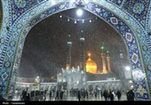 بارش اولین برف امسال در حرم حضرت معصومه(س)