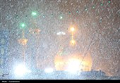 بارش اولین برف امسال در حرم حضرت معصومه(س)