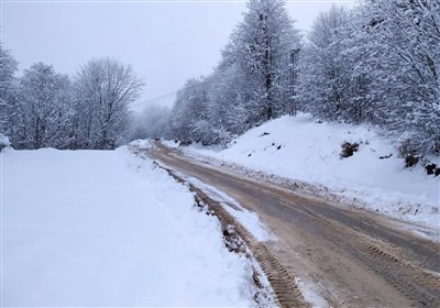 برف 2 متری موجب مسدودی راه 100 روستای شهرستان رودسر شد