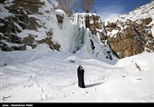 یخ زدن آبشار گنجنامه همدان