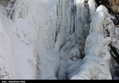 یخ زدن آبشار گنجنامه همدان