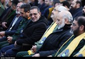 سردار نائینی سخنگو سپاه  در مراسم گرامیداشت روز پاسدار ورونمایی از سنگ جدید مزار مطهر سپهبد شهید حسین سلامی