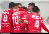 دیدار تیم‌های فوتبال پرسپولیس و سپاهان