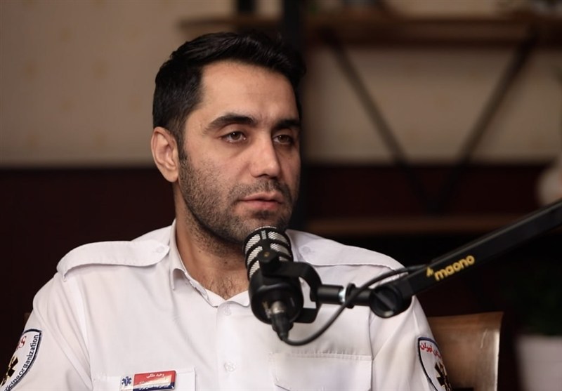 ماجرای آمبولانس‌هایی که در آتش آشوبگران سوخت