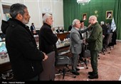 دیدار جمعی از جانبازان و ایثارگران با رئیس مجلس