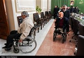 دیدار جمعی از جانبازان و ایثارگران با رئیس مجلس