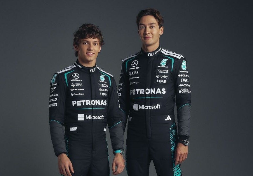 اتومبیلرانی فرمول یک ,