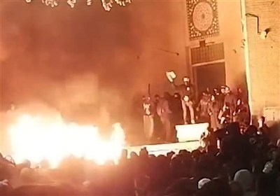 نائب رئيس البرلمان الإيراني يكشف في البحرين أبعاد الإرهاب المنظّم ضد إيران