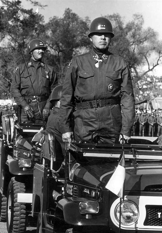 مداخله‌های آمریکا در جهان , کشور آمریکا , افول آمریکا , 