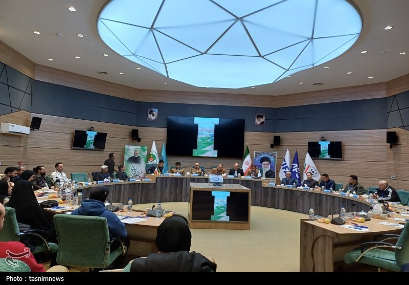 فدراسیون فوتبال , جام جهانی فوتبال , فوتبال آسیا , ورزشگاههای فوتبال ایران , مربیان فوتبال ایران , کنفدراسیون فوتبال آسیا (AFC) , پیشکسوتان فوتبال ایران , سازمان لیگ فوتبال ایران , فدراسیون بینالمللی فوتبال (فیفا) , داوران فوتبال ایران , تیم ملی فوتبال ایران , وزارت ورزش و جوانان جمهوری اسلامی ایران , سازمان بازرسی کل کشور , اخبار استان کردستان , اخبار سنندج ,