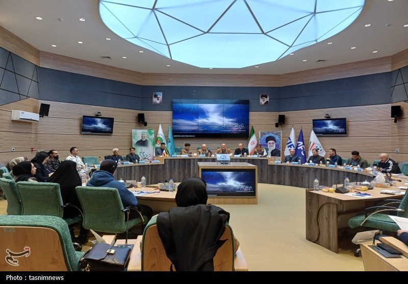 فدراسیون فوتبال , جام جهانی فوتبال , فوتبال آسیا , ورزشگاههای فوتبال ایران , مربیان فوتبال ایران , کنفدراسیون فوتبال آسیا (AFC) , پیشکسوتان فوتبال ایران , سازمان لیگ فوتبال ایران , فدراسیون بینالمللی فوتبال (فیفا) , داوران فوتبال ایران , تیم ملی فوتبال ایران , وزارت ورزش و جوانان جمهوری اسلامی ایران , سازمان بازرسی کل کشور , اخبار استان کردستان , اخبار سنندج ,