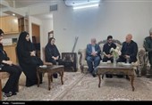 دیدار با 120 خانواده شهدای حوادث تروریستی دی‌ماه در 12 شهرستان استان تهران
